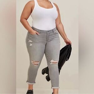 TORRID Boyfriend‎ Straight Super Soft Mid-Rise lean Size 18R Gray